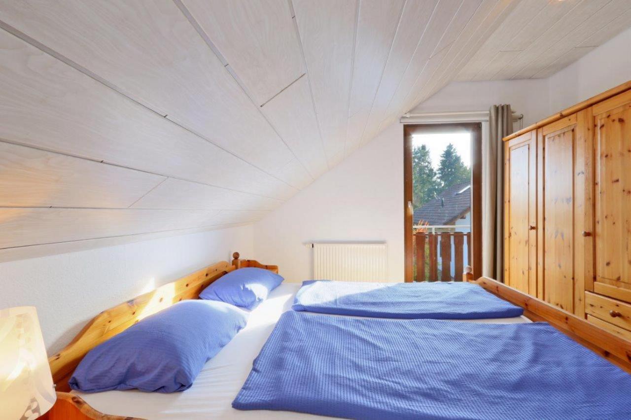 Seepark Kirchheim Ferienhaus Bei Anne Mit Sauna Kirchheim (Hessen) Exterior foto