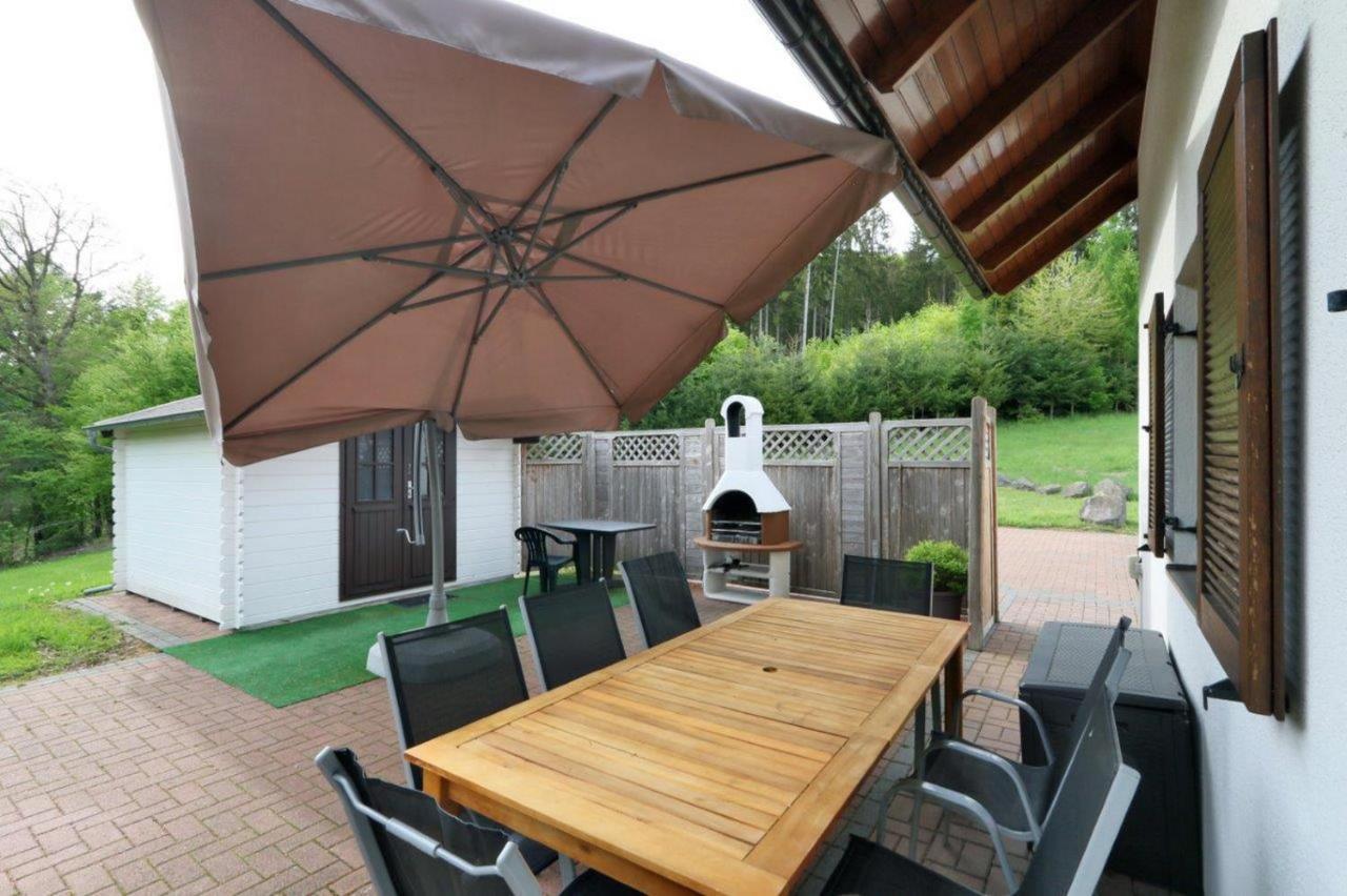 Seepark Kirchheim Ferienhaus Bei Anne Mit Sauna Kirchheim (Hessen) Exterior foto