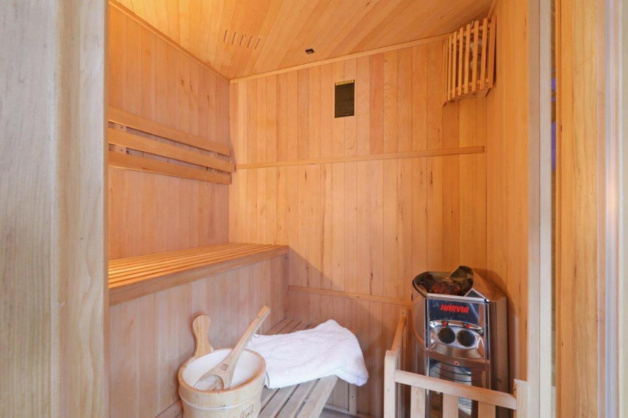 Seepark Kirchheim Ferienhaus Bei Anne Mit Sauna Kirchheim (Hessen) Exterior foto